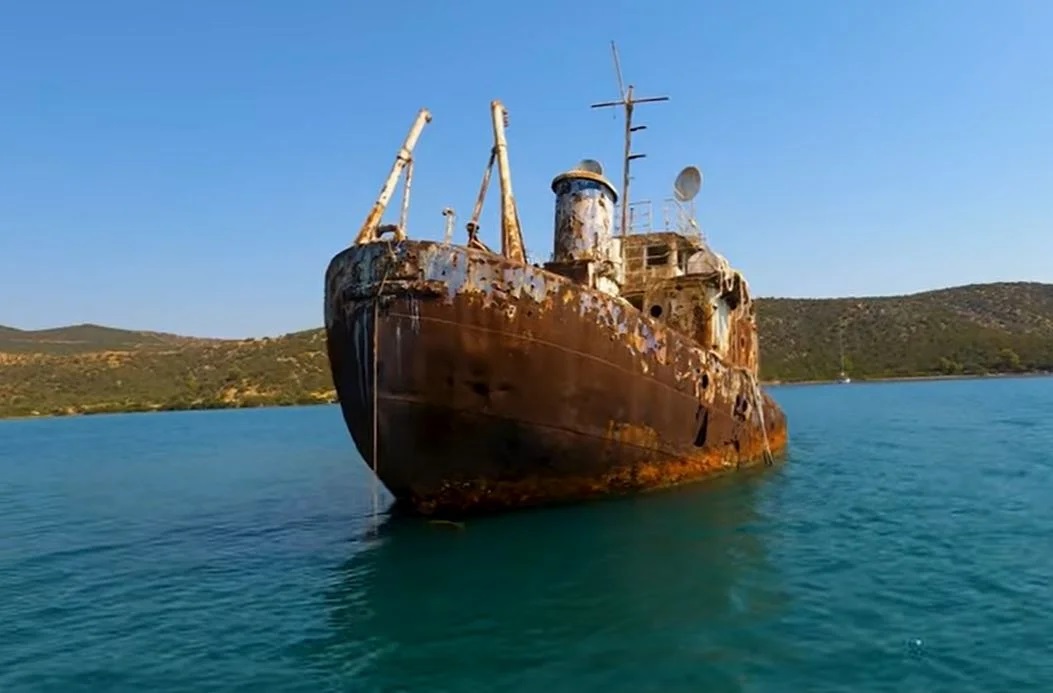Το άγνωστο ναυάγιο Ροδίνι στον κόλπο του Πόρου (Vid)