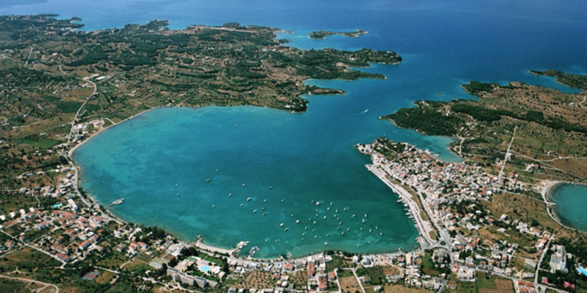 Αργολίδα: Πωλείται γνωστό εστιατόριο στο λιμάνι του Πορτοχελίου σε πολύ καλή τιμή