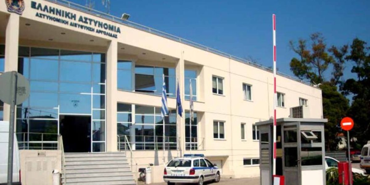 Τι να μας κάνουν μόνο 9 άτομα; Στέλνουν αστυνομικούς στην Αργολίδα και πάλι όμως δεν είναι αρκετοί…