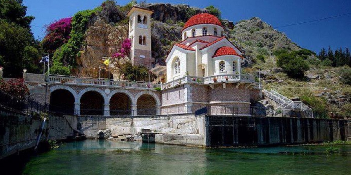 Αργολίδα: Στο επίκεντρο το Κεφαλάρι για τις ιερές ακολουθίες της Θεοτόκου